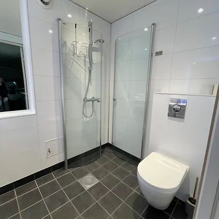 Comfortable 2-room With Everything Included Leilighet *