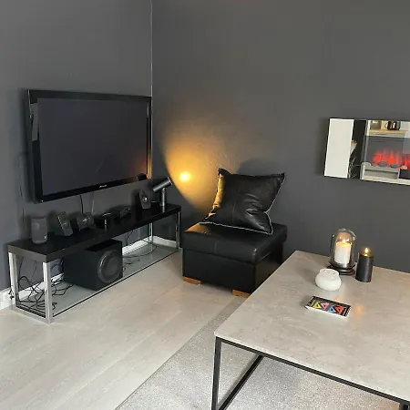 Comfortable 2-room With Everything Included *