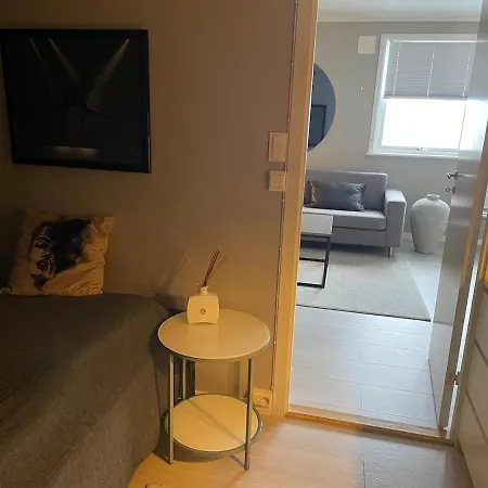 Comfortable 2-room With Everything Included Apartment *